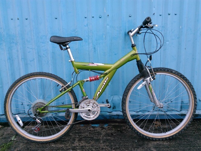 apollo guru mountain bike